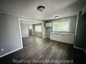 3633 Winston Dr in Memphis, TN - Building Photo - Building Photo