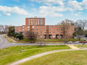 Riverside Apartments in Richmond, VA - Building Photo - Building Photo