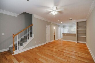 101 Wood Lake Dr in Athens, GA - Foto de edificio - Building Photo