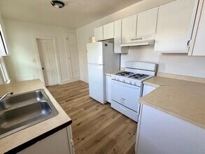 116 S Baird St in Green Bay, WI - Building Photo - Building Photo