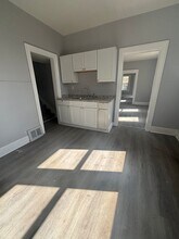 4002 E 55th St in Newburgh Heights, OH - Building Photo - Building Photo