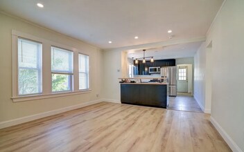 42 Jaques St, Unit 2 in Somerville, MA - Building Photo - Building Photo
