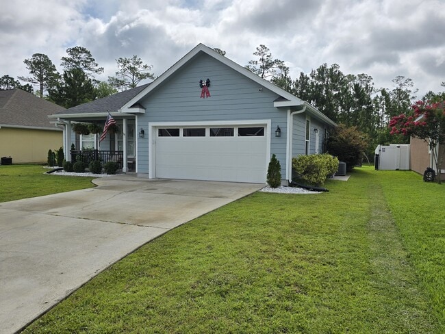 320 Daniel Trent Way in Kingsland, GA - Building Photo - Building Photo
