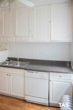 3902 W Argyle St, Unit 3A in Chicago, IL - Building Photo - Building Photo