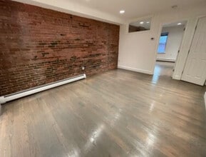 125 Saint Botolph St, Unit 9 in Boston, MA - Foto de edificio - Building Photo