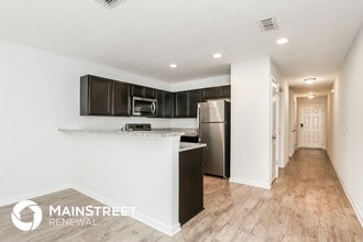 546 Eiseman Wy in Jacksonville, FL - Foto de edificio - Building Photo