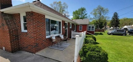 2239 Rood St in Toledo, OH - Building Photo - Building Photo