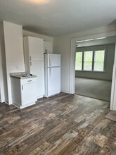 1202 Brown Ave, Unit 2 in Erie, PA - Building Photo - Building Photo