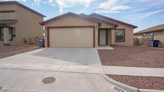 10692 Canyon Sage Dr in El Paso, TX - Building Photo