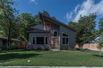1403 Arcadia Ave-Unit -Unit A in Austin, TX - Building Photo - Building Photo