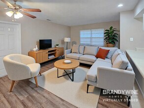 318 Terrace Dr in Brandon, FL - Building Photo - Building Photo