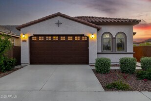 4352 N 91st Gln in Phoenix, AZ - Building Photo