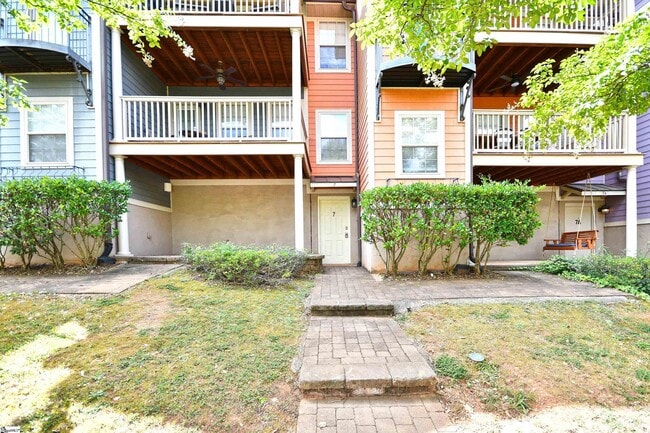 7 Hamilton Ave in Greenville, SC - Building Photo - Building Photo