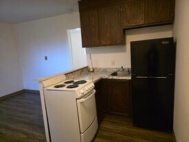 26 Crandall Hill Rd in Montville, CT - Building Photo