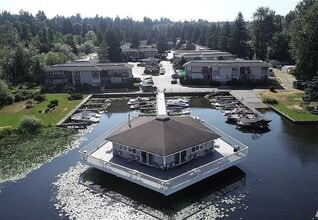 17305 NE 45th St, Unit 132 in Redmond, WA - Building Photo - Building Photo
