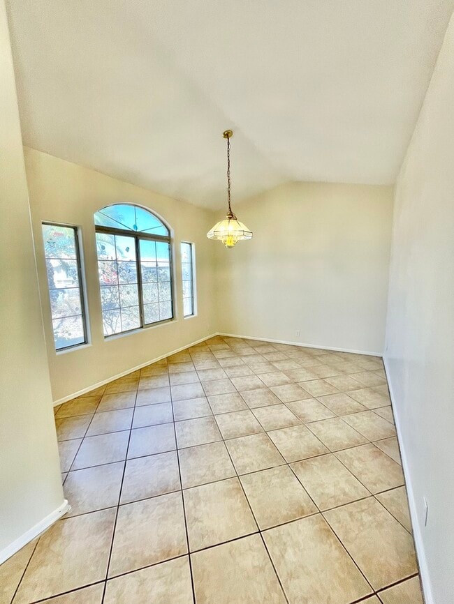 8755 W Las Palmaritas Dr in Peoria, AZ - Foto de edificio - Building Photo