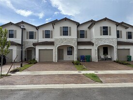 23316 SW 133rd Ct in Princeton, FL - Building Photo