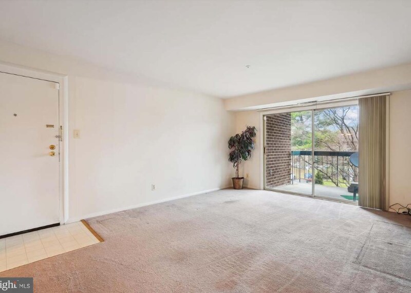 7911 Badenloch Way in Gaithersburg, MD - Building Photo