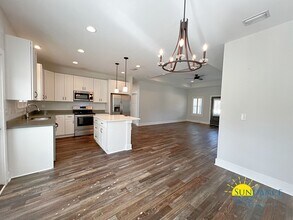 3124 Pinot Way in Crestview, FL - Building Photo - Building Photo