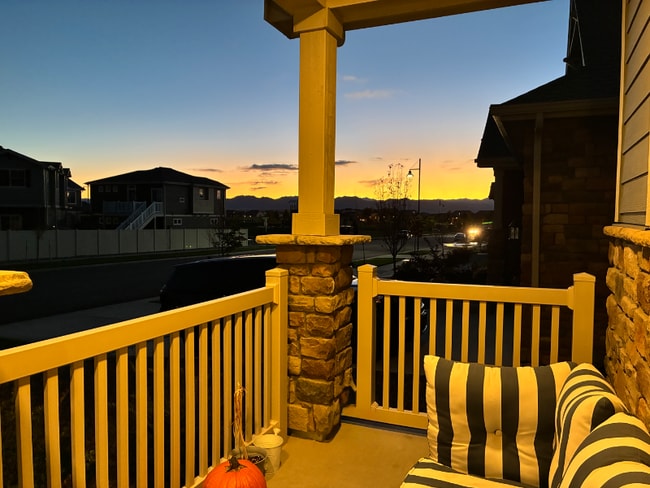 1067 Highlands Dr in Erie, CO - Foto de edificio - Building Photo