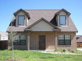 6801 Appomattox Dr in College Station, TX - Building Photo