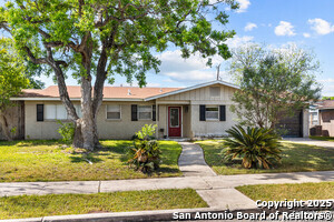 4414 Tropical Dr in San Antonio, TX - Building Photo - Building Photo