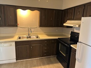 3031 Medina St in Irving, TX - Building Photo - Building Photo