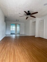 5437 Jaguar Ln in Holiday, FL - Building Photo - Building Photo