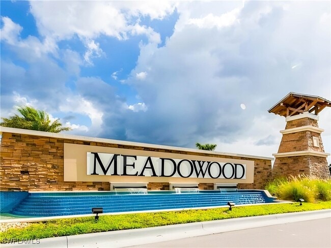 15413 Wildflower Cir in Naples, FL - Building Photo - Building Photo