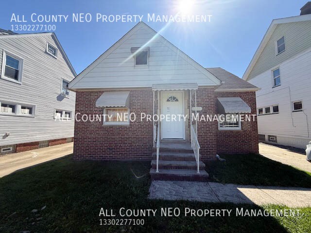 10800 Vernon Ave in Garfield Heights, OH - Building Photo