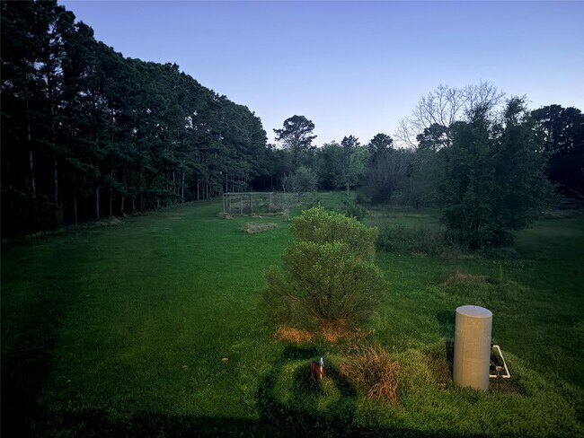 2567 Avenue D in Dickinson, TX - Building Photo - Building Photo