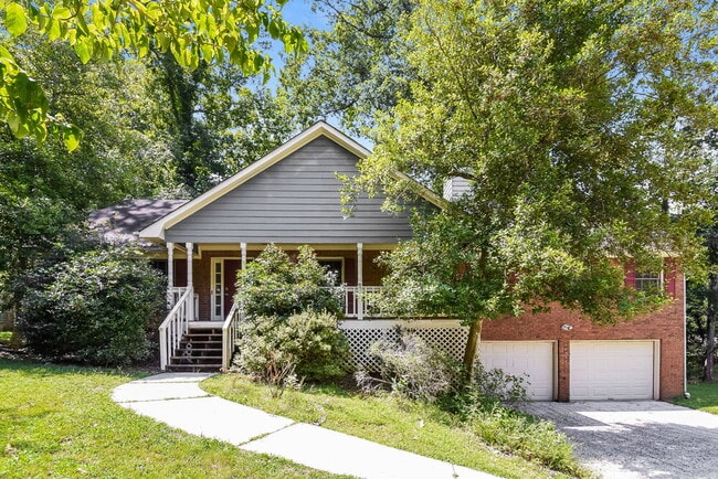 property at 2699 Barcelona Dr SW