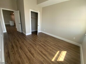 120 Elm St in Newark, NJ - Building Photo - Building Photo
