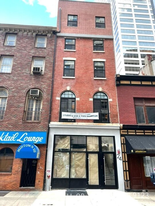 24 S 18th St-Unit -Unti 401 in Philadelphia, PA - Foto de edificio