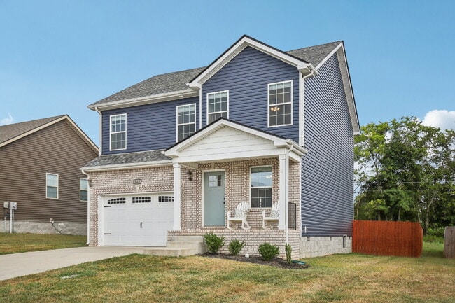 513 Lucky Ln in Clarksville, TN - Building Photo - Building Photo