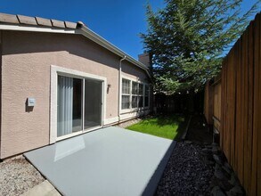9709 Cattail Cir in Reno, NV - Building Photo - Building Photo