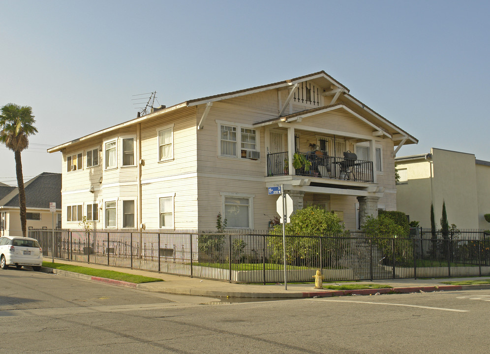 1417 2nd Ave in Los Angeles, CA - Building Photo