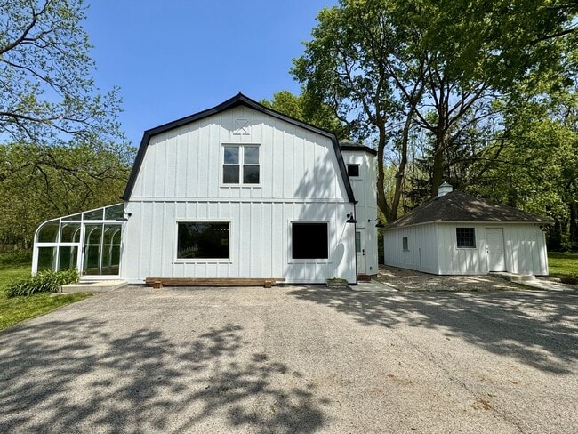 property at 7479 Grove Rd
