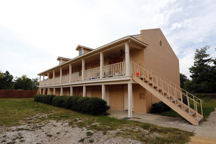 209 Iberville Dr in Biloxi, MS - Building Photo