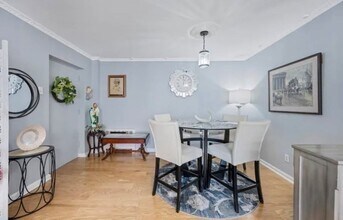 8 Juniper St, Unit 22 in Brookline, MA - Building Photo - Building Photo