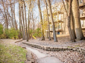 Cedar Creek Apartments in Chaska, MN - Building Photo - Building Photo