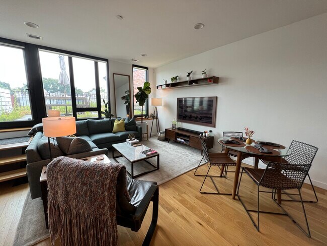 57 N St NW, Unit #408 in Washington, DC - Building Photo - Building Photo