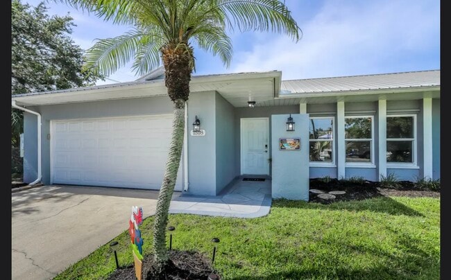 property at 1518 SE 32nd St