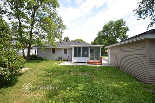 8412 Grange Blvd in Cottage Grove, MN - Building Photo - Building Photo
