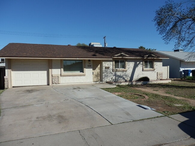 property at 426 E 8th Ave