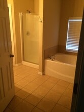 2145 Parkview in Carrollton, TX - Building Photo - Building Photo