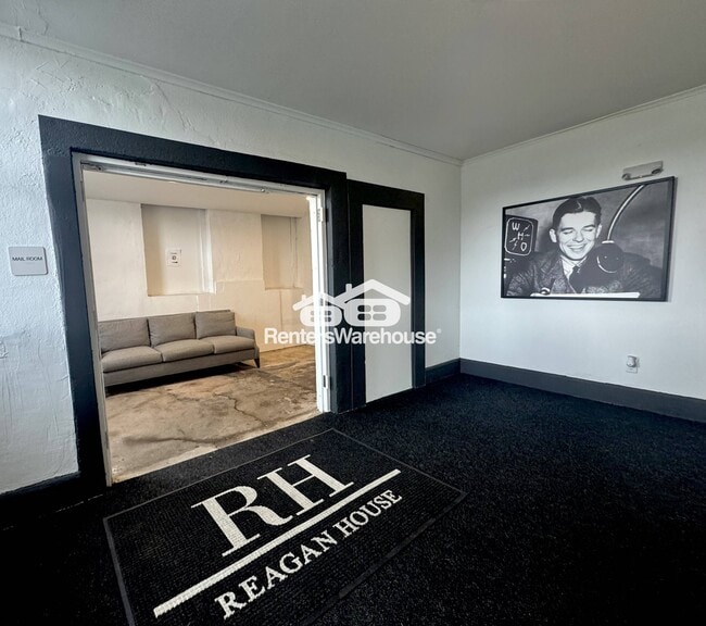 2815 Grand Ave in Des Moines, IA - Building Photo - Building Photo
