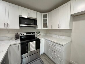 1544 E Quincy Ave in Orange, CA - Building Photo - Building Photo