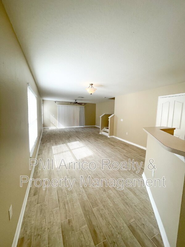 10840 Johanna Ave in Riverview, FL - Building Photo - Building Photo