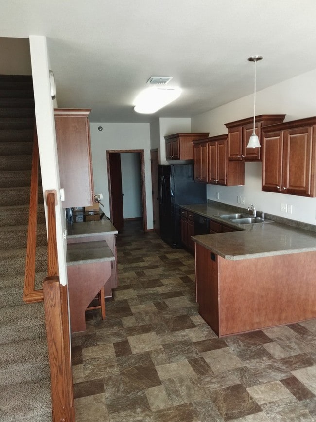 property at 1521 Sharloh LP